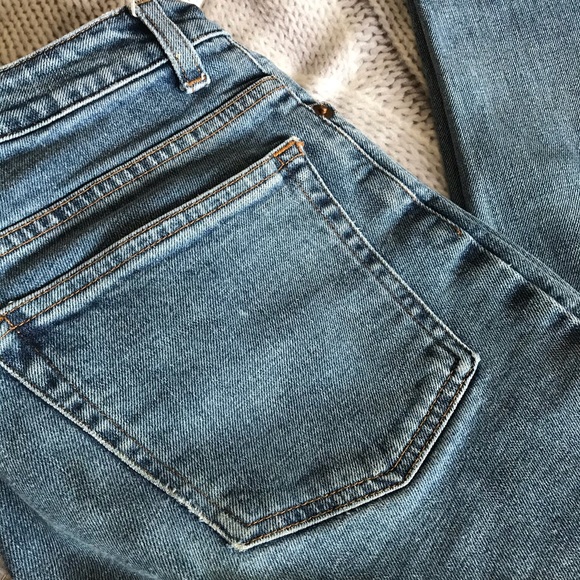 ✨Brandy Melville Straight Fit Jeans✨ - Picture 2 of 4